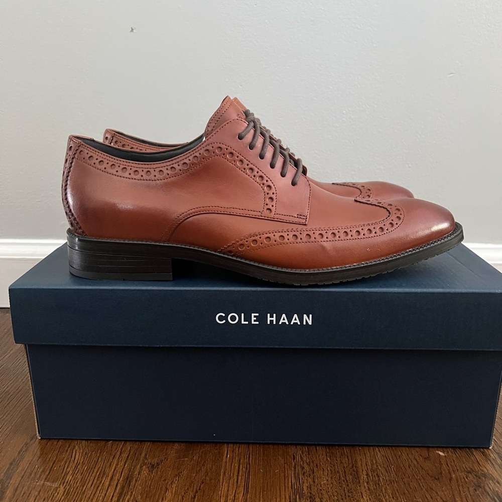 Cole Haan Men's Tan Leather Oxfords